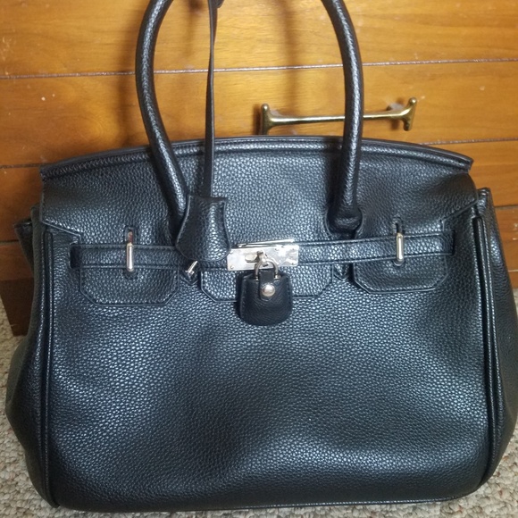 3AM Forever Handbag with lock and key - Picture 1 of 7